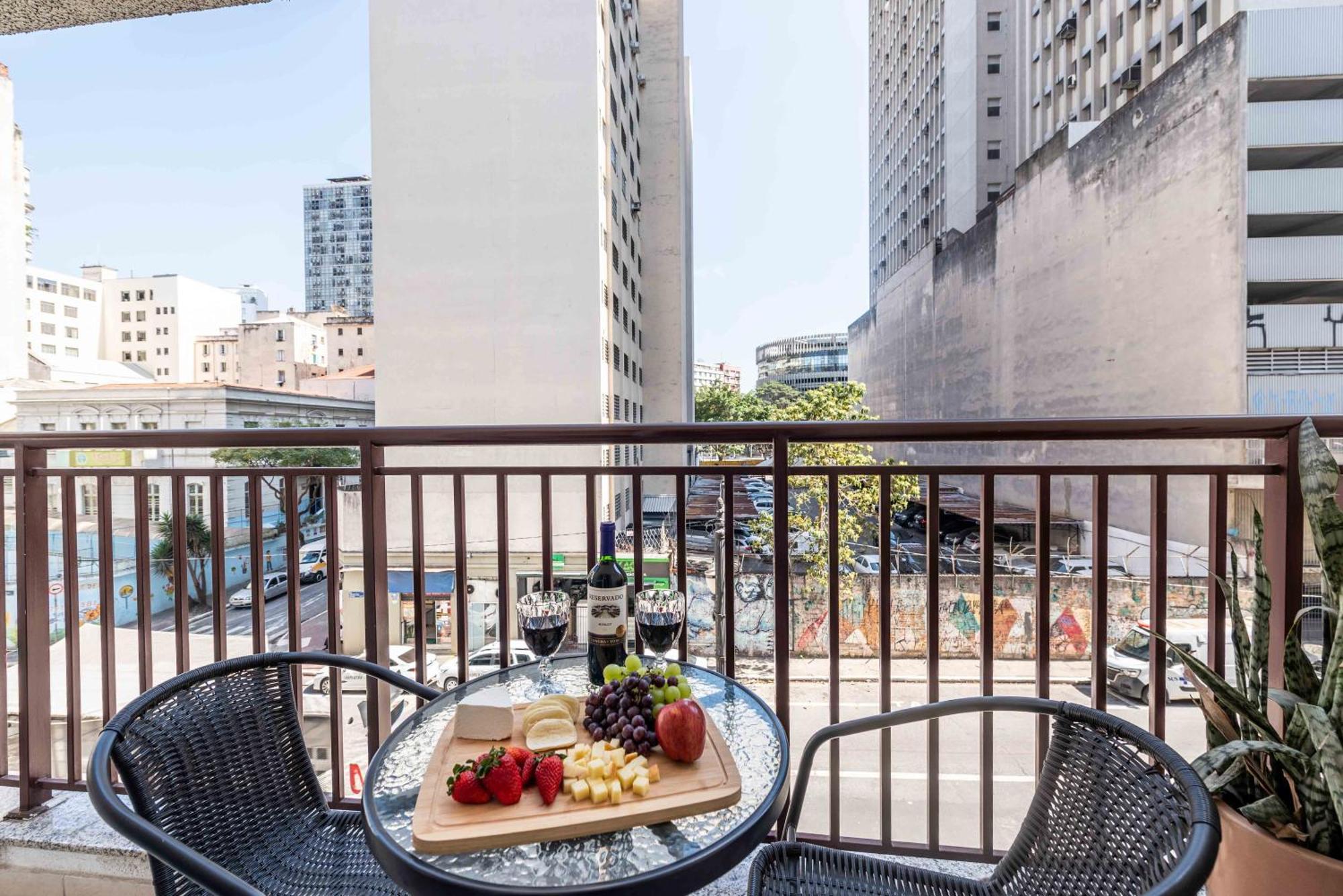 Rover 25 Centro Apartment เซาเปาโล ภายนอก รูปภาพ